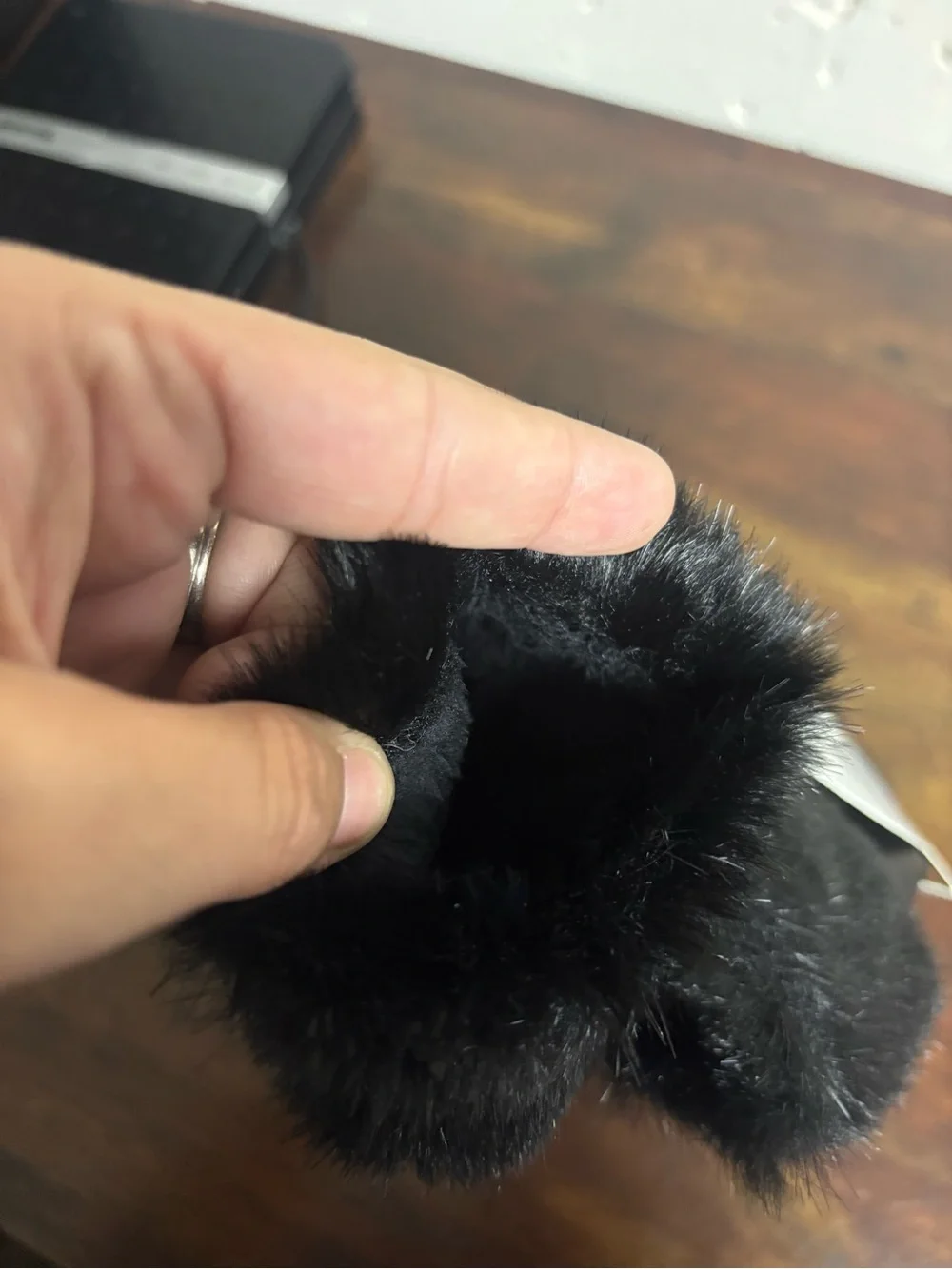 NWT Charter Club Black Leather Touchscreen Gloves Faux Fur Cuff M
